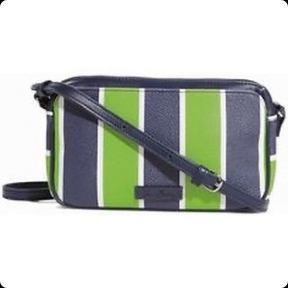 Vera Bradley Handbags - NWOT Vera Bradley blue and green cross body